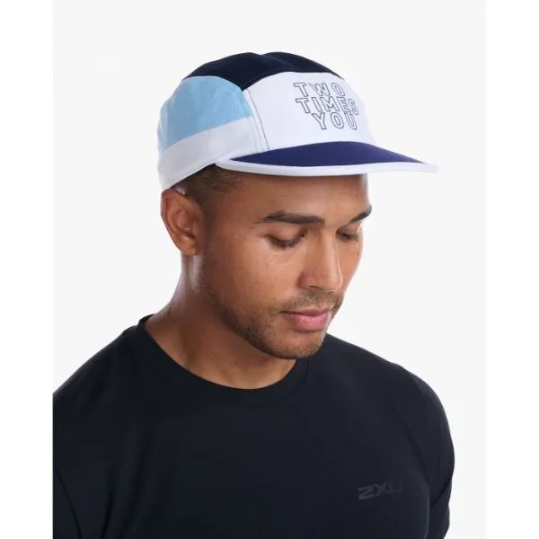 2XU - Light Speed Cap