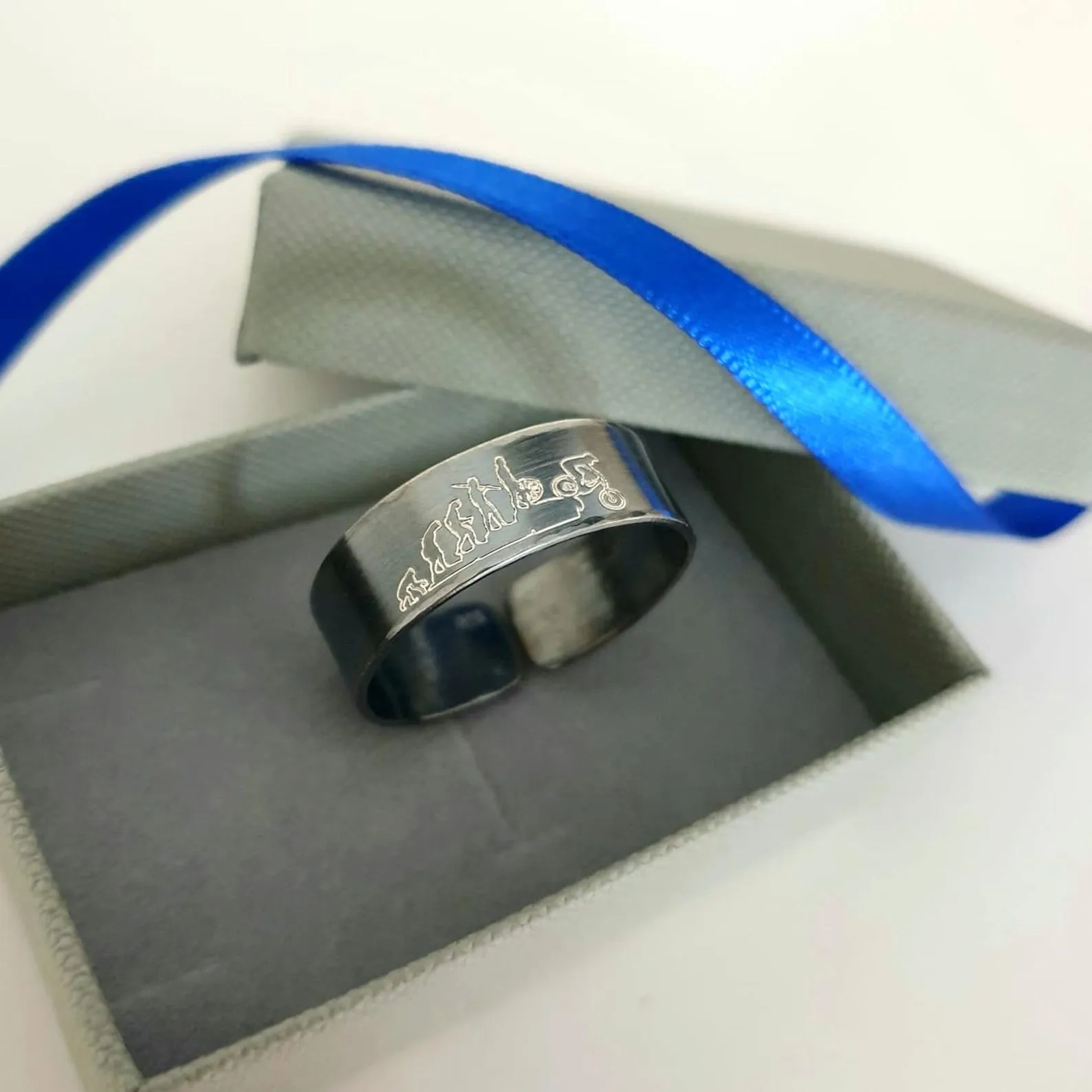 Gift for Mountain Bikers - Custom Ring for Men