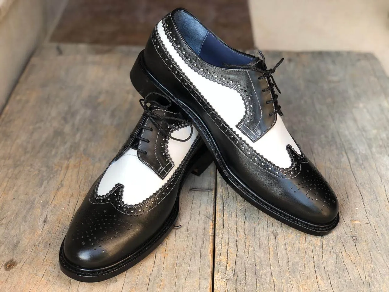 Handmade Men's White Black Wing Tip Brogue Leather Lace Up Shoes, Men Designer Dress Formal Luxury Shoes