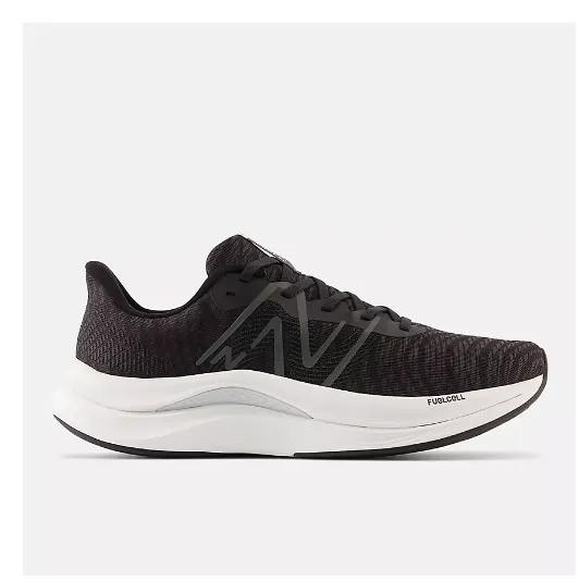 M New Balance FuelCell Propel v4